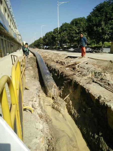 呼和浩特市燃氣管拖管施工案例